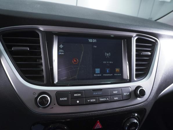 Hyundai Solaris II с пробегом 2017 года, цена 1 248 070 рублей, 148807 км, седан, Автокод Объявления