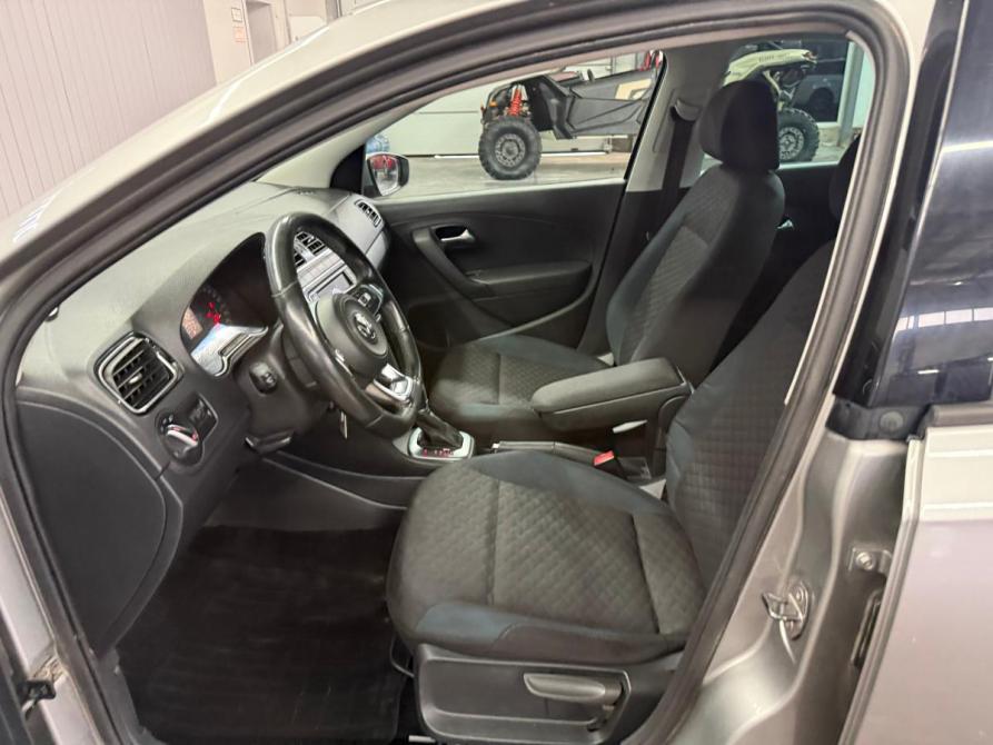 Volkswagen Polo V Рестайлинг Краснодар  - изображение 12
