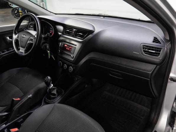 Kia Rio III Рестайлинг с пробегом 2015 года, цена 880 000 рублей, 204549 км, седан, Автокод Объявления