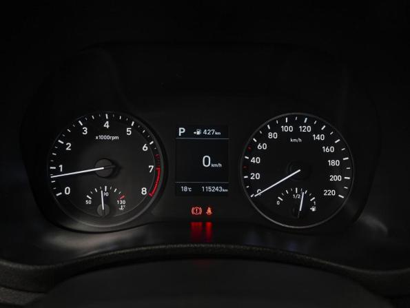 Hyundai Solaris II с пробегом 2019 года, цена 1 349 000 рублей, 115243 км, седан, Автокод Объявления