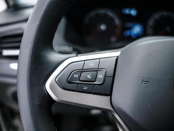 Volkswagen Polo VI с пробегом 2021 года, цена 1 399 000 рублей, 54001 км, лифтбек, Автокод Объявления
