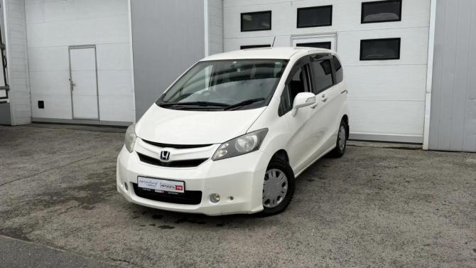 Honda Freed I с пробегом 2009 года, цена 826 600 рублей, 227529 км, компактвэн, Автокод Объявления