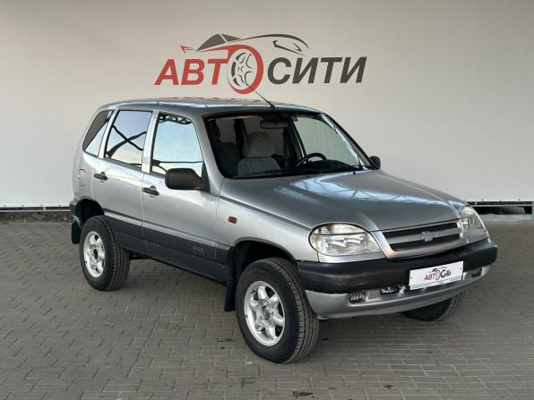 Chevrolet Niva I с пробегом 2004 года, цена 342 000 рублей, 255220 км, внедорожник, Автокод Объявления