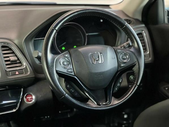 Honda Vezel I с пробегом 2016 года, цена 1 695 000 рублей, 96045 км, внедорожник, Автокод Объявления