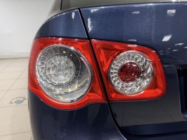 Volkswagen Jetta V с пробегом 2010 года, цена 525 000 рублей, 312272 км, седан, Автокод Объявления