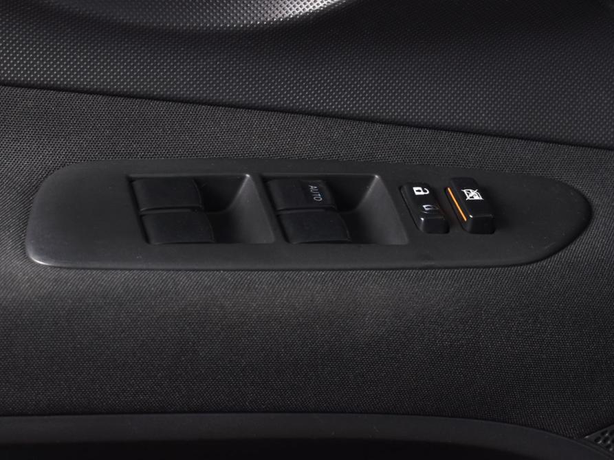 Toyota Auris I Кемерово  - изображение 17
