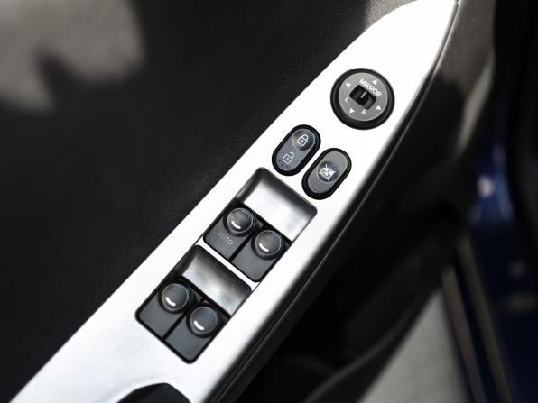 Hyundai Solaris I Рестайлинг с пробегом 2015 года, цена 899 000 рублей, 182842 км, седан, Автокод Объявления