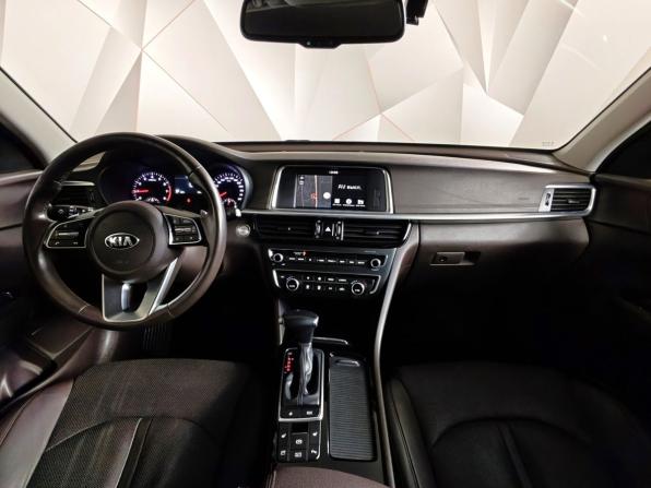 Kia Optima IV Рестайлинг с пробегом 2018 года, цена 2 043 000 рублей, 121291 км, седан, Автокод Объявления