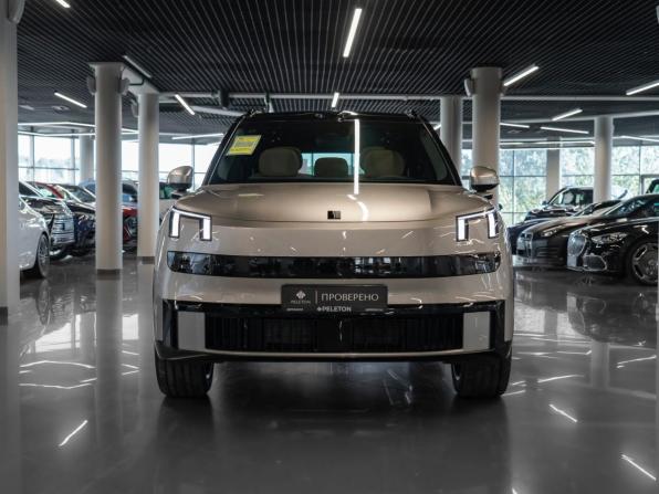 Lynk &amp; Co 900 с пробегом 2026 года, цена 7 750 000 рублей, 30 км, внедорожник, Автокод Объявления
