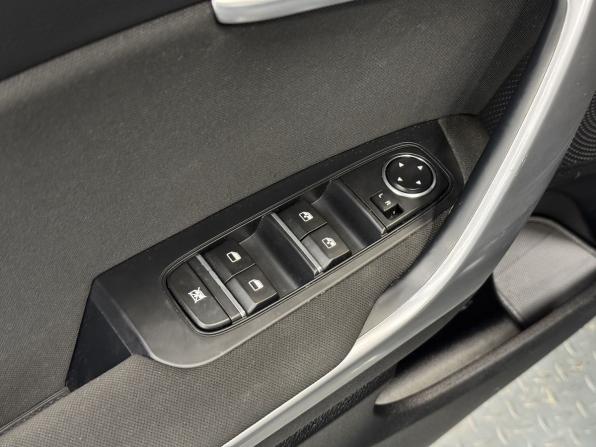 Kia Ceed III с пробегом 2021 года, цена 990 000 рублей, 90177 км, универсал, Автокод Объявления