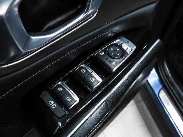 Kia Sorento IV с пробегом 2022 года, цена 4 379 000 рублей, 83795 км, внедорожник, Автокод Объявления