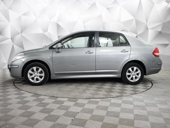 Nissan Tiida I Рестайлинг с пробегом 2013 года, цена 730 000 рублей, 240000 км, седан, Автокод Объявления