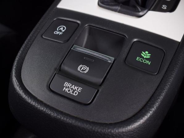 Honda Fit IV с пробегом 2022 года, цена 1 299 995 рублей, 98812 км, хэтчбек, Автокод Объявления