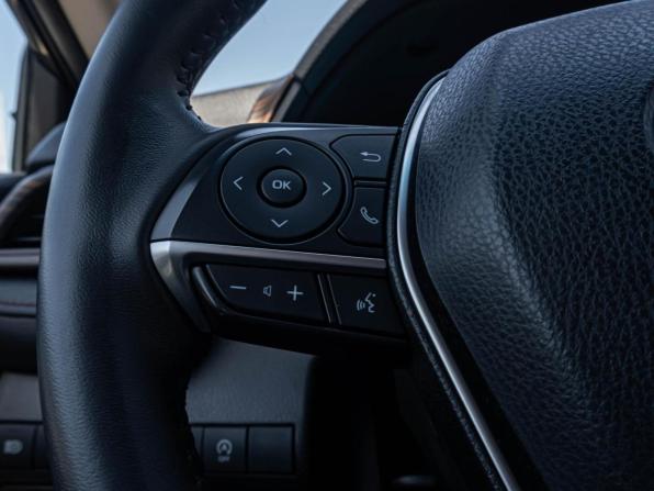 Toyota Camry VIII (XV70) Рестайлинг с пробегом 2021 года, цена 3 050 000 рублей, 34878 км, седан, Автокод Объявления