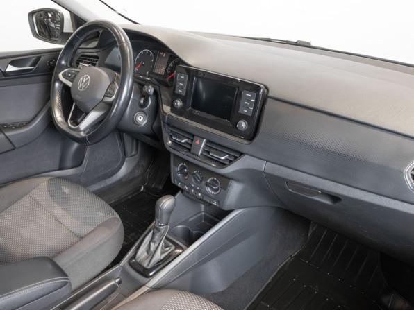 Volkswagen Polo VI с пробегом 2022 года, цена 1 696 000 рублей, 81461 км, лифтбек, Автокод Объявления
