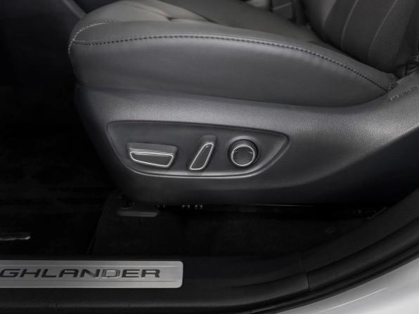 Toyota Highlander IV (XU70) с пробегом 2025 года, цена 5 500 000 рублей, 26 км, внедорожник, Автокод Объявления