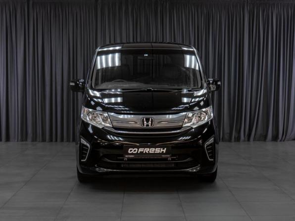 Honda Stepwgn V с пробегом 2015 года, цена 1 849 000 рублей, 151719 км, минивэн, Автокод Объявления