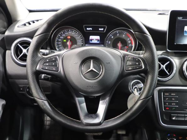 Mercedes-Benz GLA I (X156) с пробегом 2016 года, цена 1 770 000 рублей, 127000 км, внедорожник, Автокод Объявления