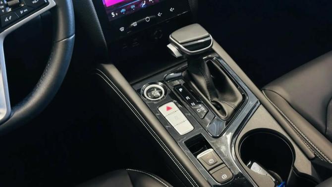 JAC J7 I с пробегом 2023 года, цена 1 595 000 рублей, 13800 км, хэтчбек, Автокод Объявления