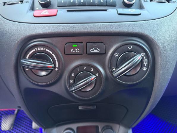 Kia Rio II Рестайлинг с пробегом 2010 года, цена 445 000 рублей, 242119 км, седан, Автокод Объявления