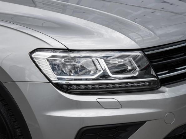 Volkswagen Tiguan II с пробегом 2017 года, цена 2 449 000 рублей, 155867 км, внедорожник, Автокод Объявления