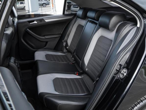 Volkswagen Jetta VI Рестайлинг с пробегом 2014 года, цена 1 025 000 рублей, 154559 км, седан, Автокод Объявления