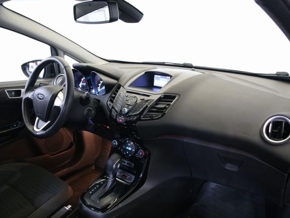 Ford Fiesta Mk6 Рестайлинг с пробегом 2017 года, цена 945 000 рублей, 94983 км, седан, Автокод Объявления