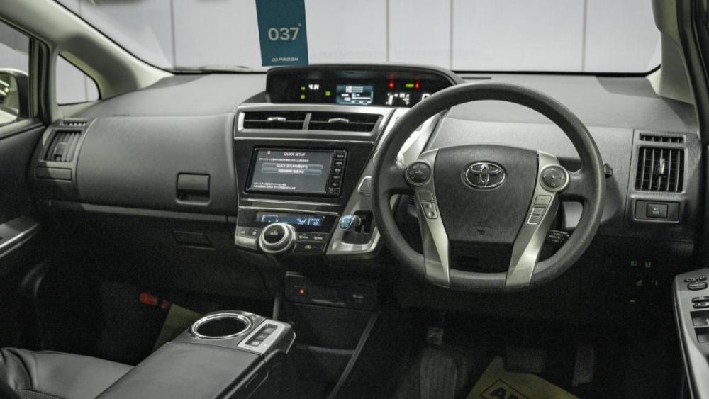 Toyota Prius Alpha I (ZVW40/41) Рестайлинг Благовещенск  - изображение 20