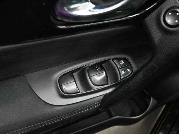 Nissan Qashqai II с пробегом 2015 года, цена 1 800 000 рублей, 102508 км, внедорожник, Автокод Объявления