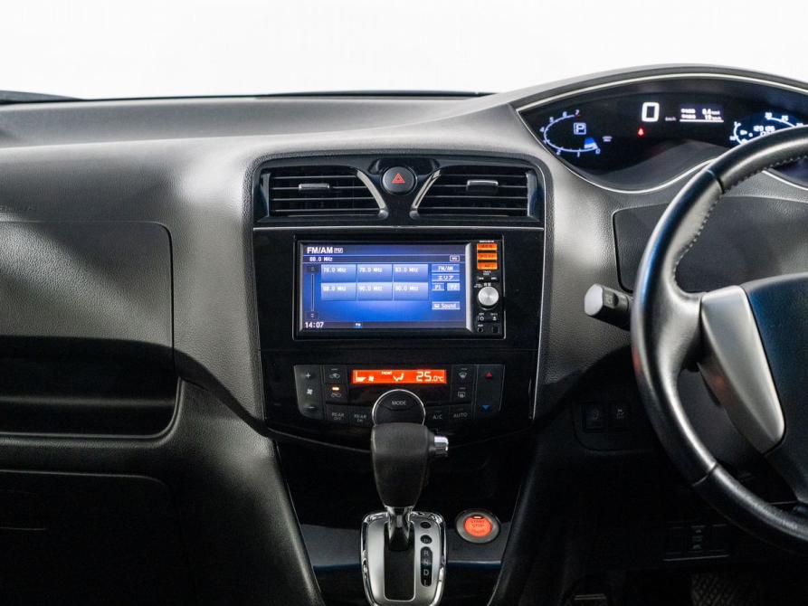 Nissan Serena IV (C26) Иркутск  - изображение 13
