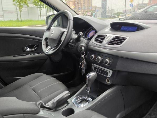 Renault Megane III Рестайлинг с пробегом 2013 года, цена 773 000 рублей, 78762 км, хэтчбек, Автокод Объявления
