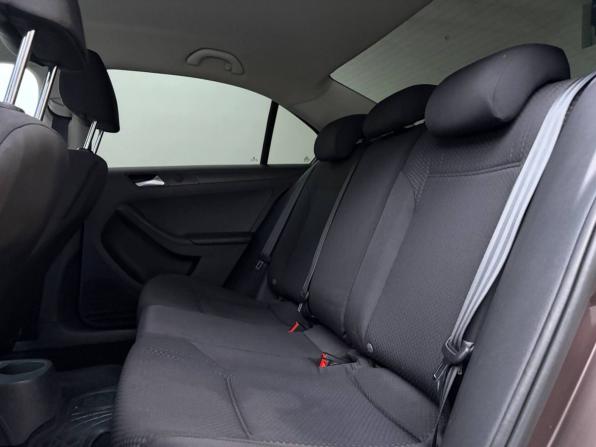 Volkswagen Jetta VI с пробегом 2014 года, цена 999 000 рублей, 156666 км, седан, Автокод Объявления