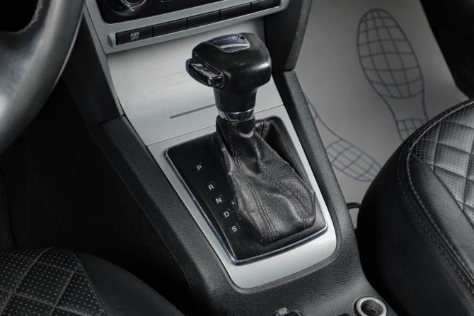 Skoda Octavia II (A5) Рестайлинг с пробегом 2011 года, цена 699 000 рублей, 286000 км, лифтбек, Автокод Объявления