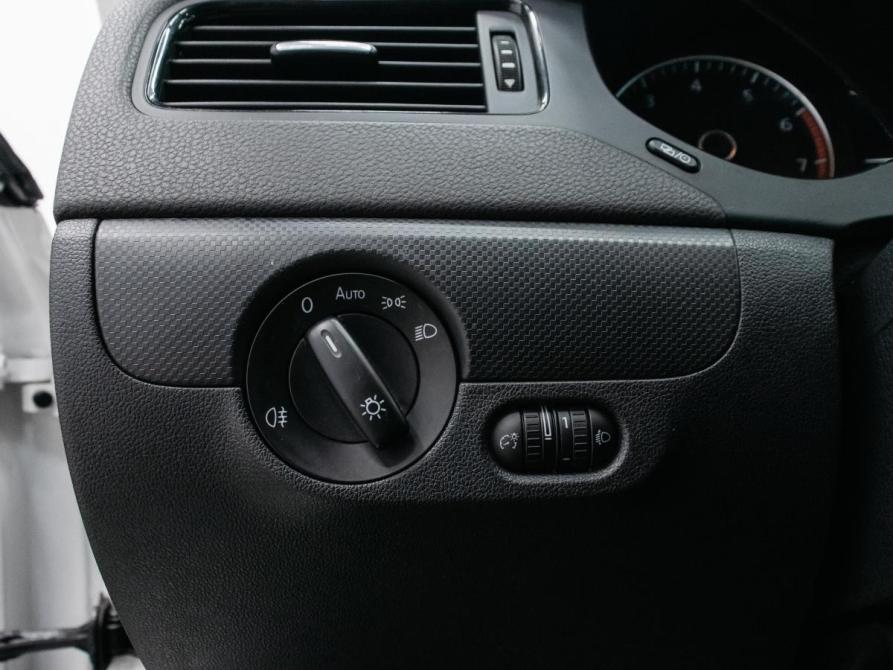 Volkswagen Jetta VI Рестайлинг Красноярск  - изображение 17