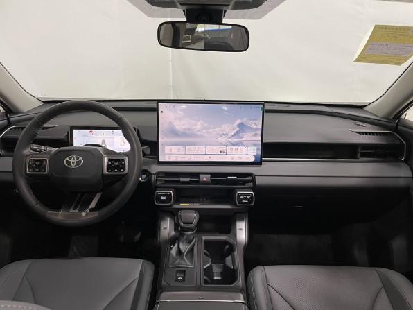 Toyota RAV4 VI (XA60) с пробегом 2026 года, цена 4 130 000 рублей, 16 км, внедорожник, Автокод Объявления