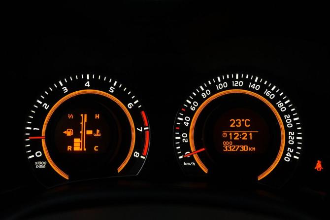 Toyota Corolla X (E140 E150) Рестайлинг с пробегом 2013 года, цена 725 000 рублей, 332723 км, седан, Автокод Объявления