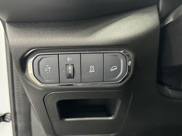 Haval Jolion I с пробегом 2023 года, цена 1 999 000 рублей, 28368 км, внедорожник, Автокод Объявления