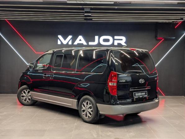 Hyundai H-1 II Рестайлинг 2 с пробегом 2021 года, цена 3 195 000 рублей, 141000 км, минивэн, Автокод Объявления