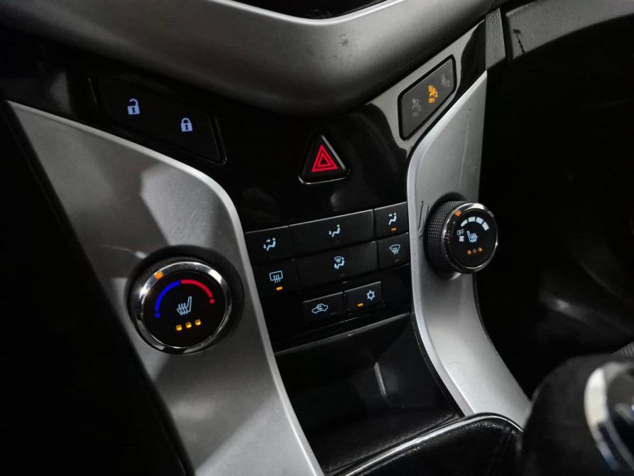 Chevrolet Cruze I Альметьевск  - изображение 21