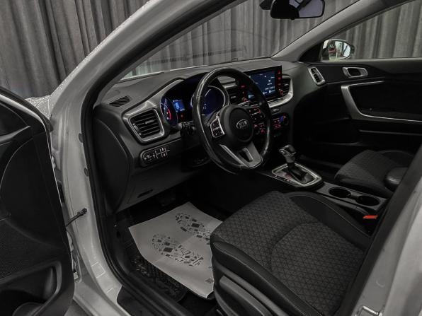 Kia Ceed III Рестайлинг с пробегом 2021 года, цена 1 430 000 рублей, 135500 км, универсал, Автокод Объявления