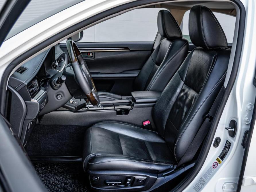 Lexus ES VI Краснодар  - изображение 10