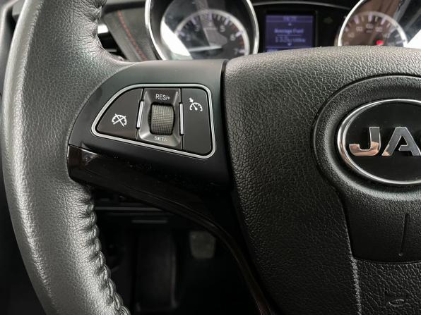 JAC T6 с пробегом 2023 года, цена 1 768 000 рублей, 20273 км, offers.body_type.unknown, Автокод Объявления