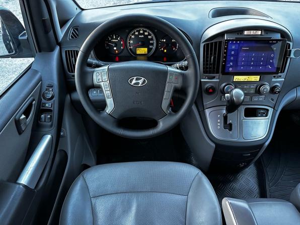 Hyundai Grand Starex I с пробегом 2014 года, цена 1 880 000 рублей, 172000 км, минивэн, Автокод Объявления
