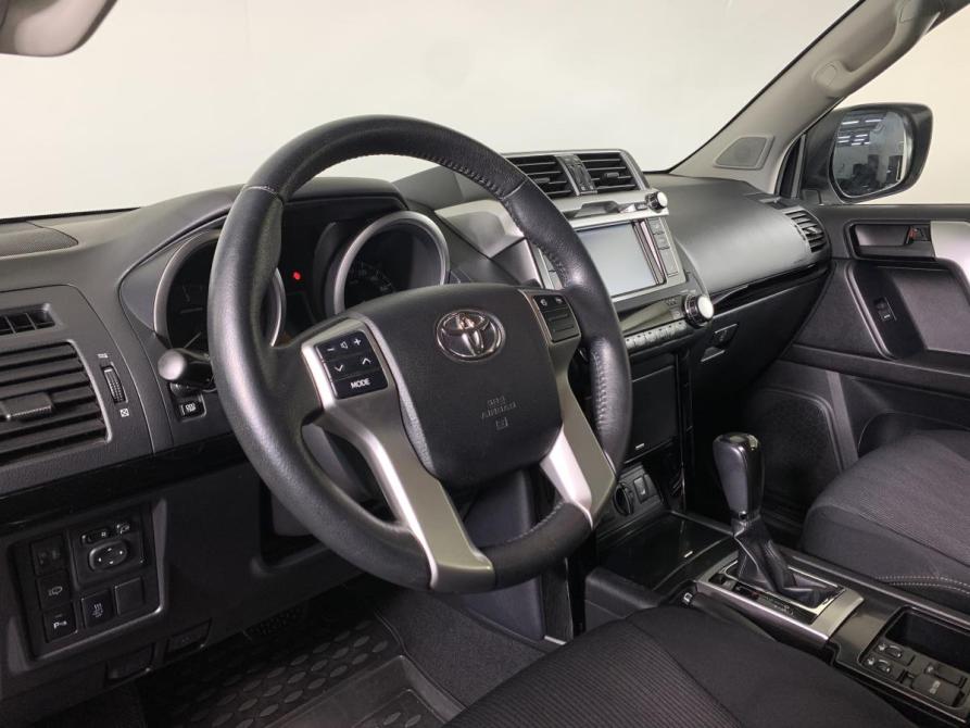 Toyota Land Cruiser Prado 150 Series Рестайлинг 1 Москва  - изображение 11