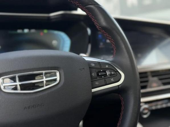 Geely Tugella I Рестайлинг с пробегом 2022 года, цена 2 730 000 рублей, 50529 км, внедорожник, Автокод Объявления