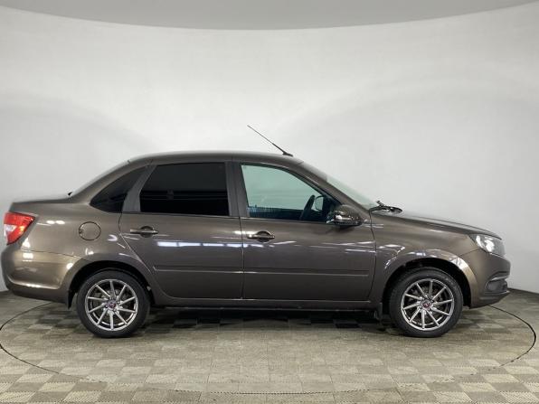 Lada (ВАЗ) Granta I Рестайлинг с пробегом 2022 года, цена 795 000 рублей, 61697 км, седан, Автокод Объявления