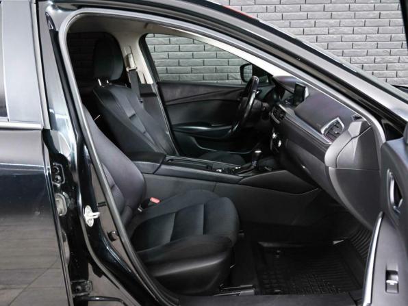 Mazda 6 III (GJ) Рестайлинг с пробегом 2018 года, цена 1 890 000 рублей, 168612 км, седан, Автокод Объявления