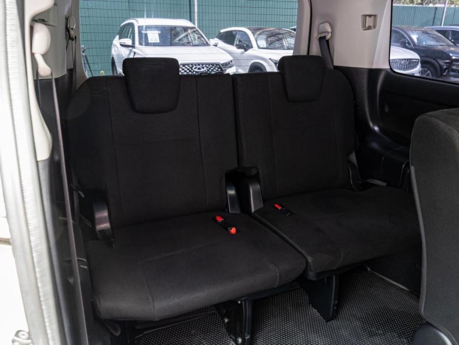 Toyota Esquire I Краснодар  - изображение 12