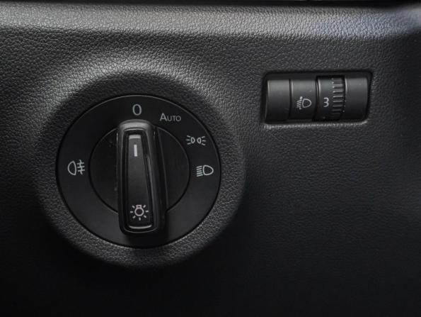 Volkswagen Polo VI с пробегом 2021 года, цена 1 598 000 рублей, 121930 км, лифтбек, Автокод Объявления