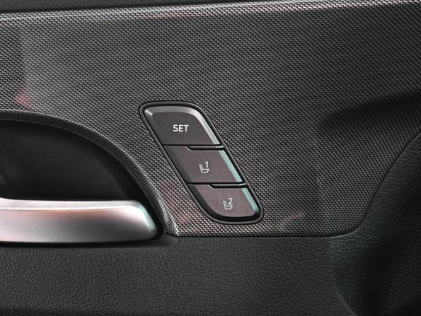 Hyundai Santa Fe IV Рестайлинг с пробегом 2021 года, цена 3 465 000 рублей, 92057 км, внедорожник, Автокод Объявления